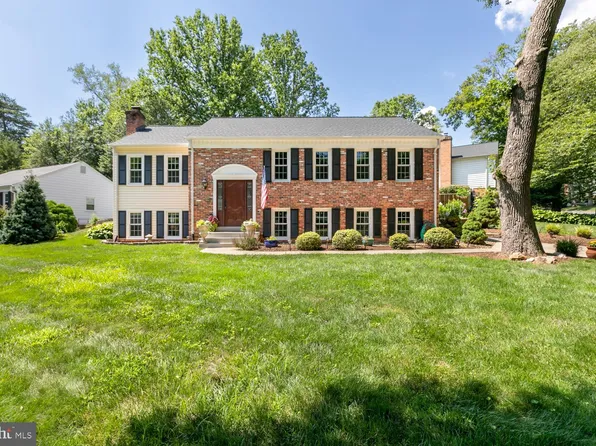 5411 Governor Yeardley Dr, Fairfax, VA 22032
