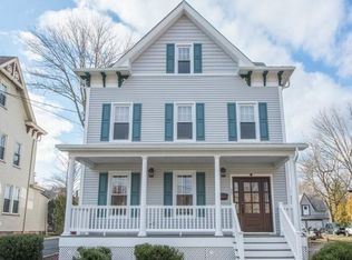 27 Center St #2, Chatham, NJ 07928
