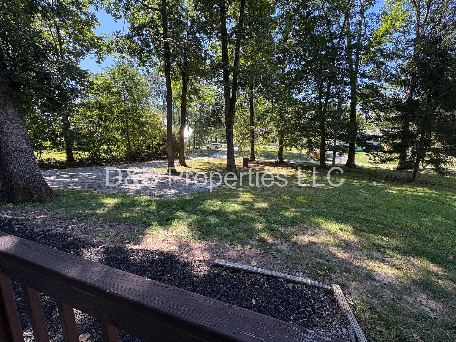 2 bed, 950 sqft, $1,375 — Photo 2