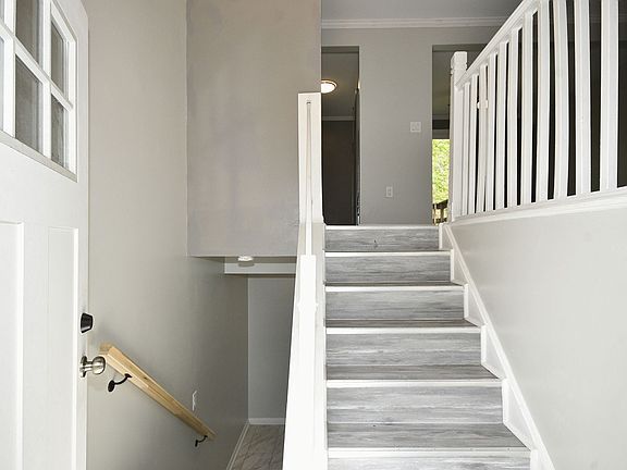 3rd image of 74 Union Ave #B