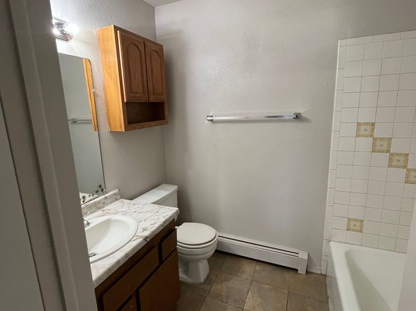 3713 G Rd APT 4