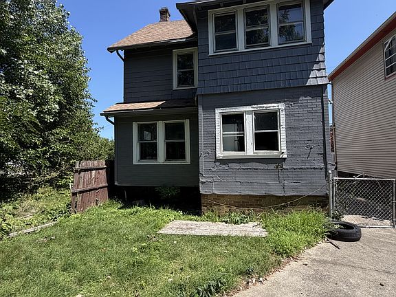 2nd image of 664 E 96th St