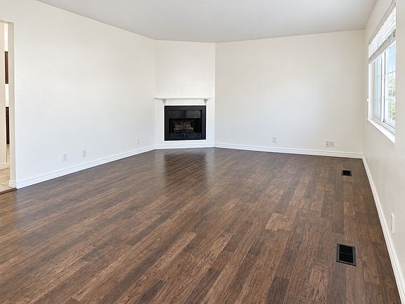 5th image of 646 E Acoma Rd #646