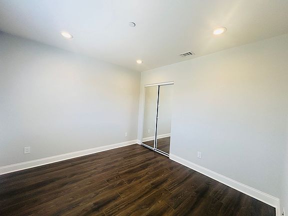 4th image of 7205 S La Cienega Blvd #7209-1/2