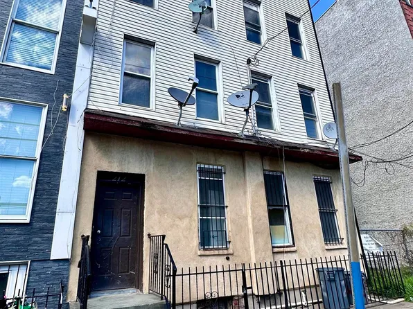 212 15th Street image 8 of 9