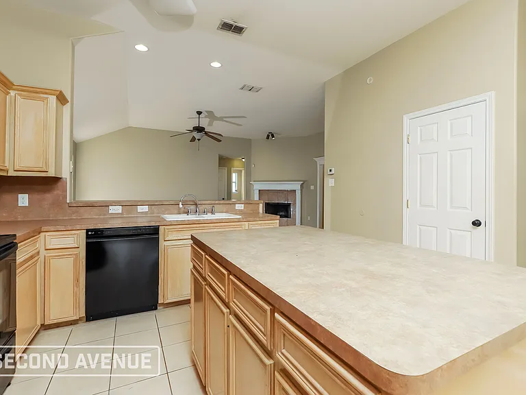 7021 San Benito Dr — Photo 10