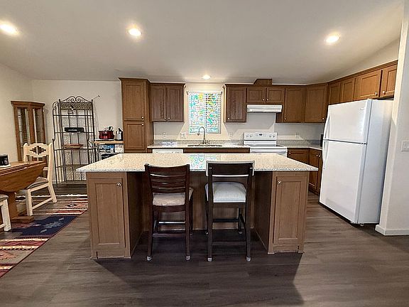 Beautiful LV Flooring 