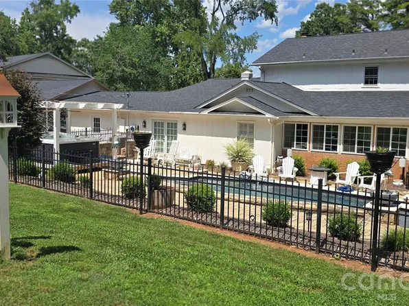 5417 Lebanon Rd, Mint Hill, NC 28227