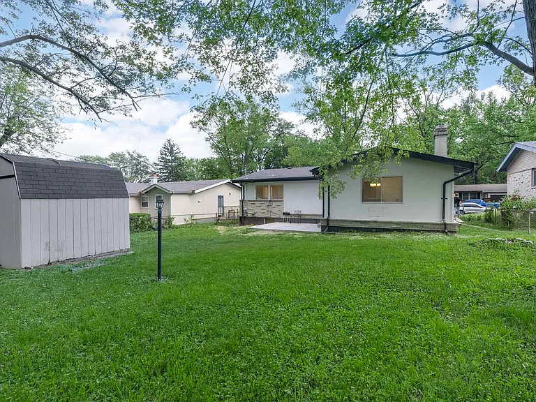 2633 Garham Dr — Photo 32