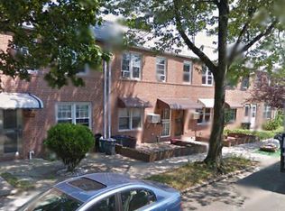 8259 251st St, Jamaica, NY 11426