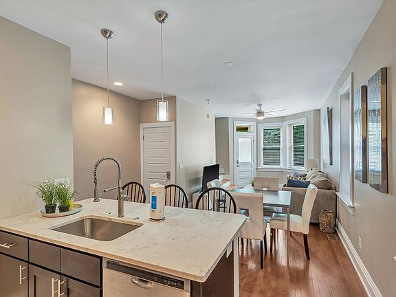 5th image of 922 Talmage Ave #920