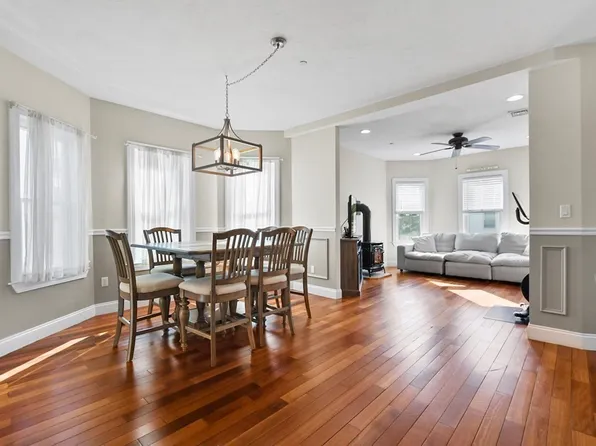 36 Trident Ave #B, Winthrop, MA 02152