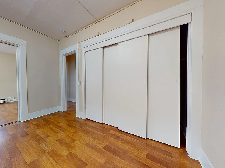 Roycroft Apartments — Photo 39