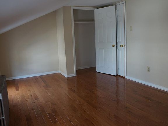 4th image of 125 W 1st Ave