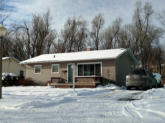 4th image of 924 Dornell Ave