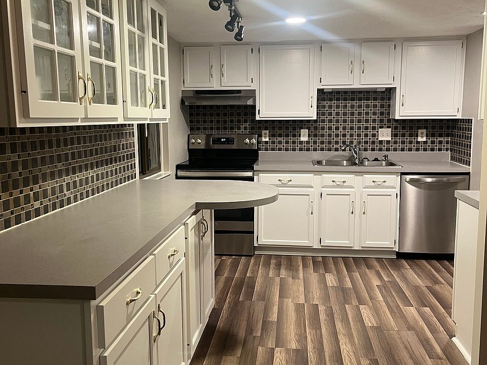 Kitchen area 1Kitchen area 1