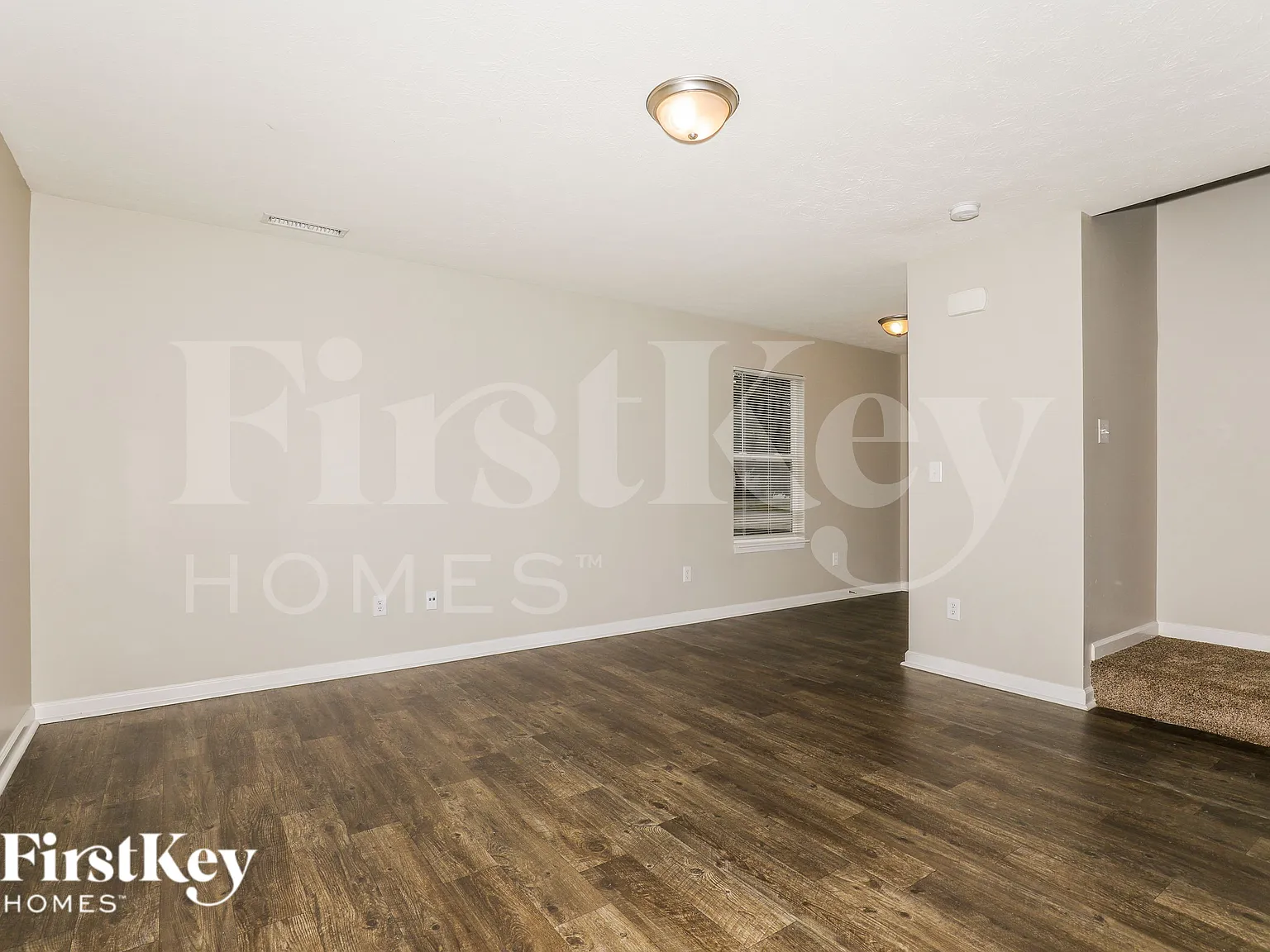 4 bed, 2.5 bath, 1526 sqft, $2,425 — Photo 3
