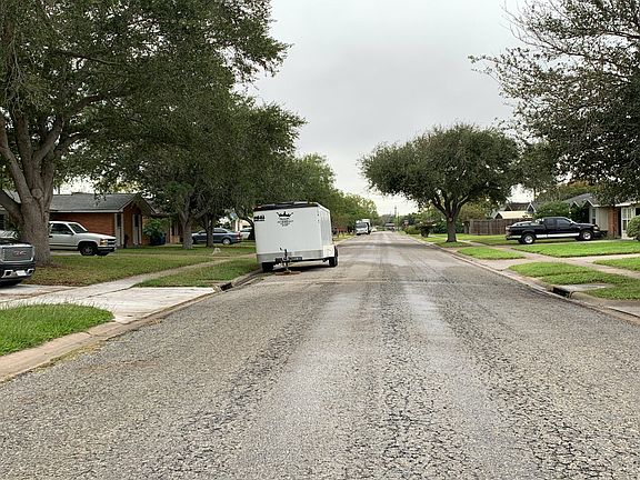 5th image of 6217 Hanley Dr