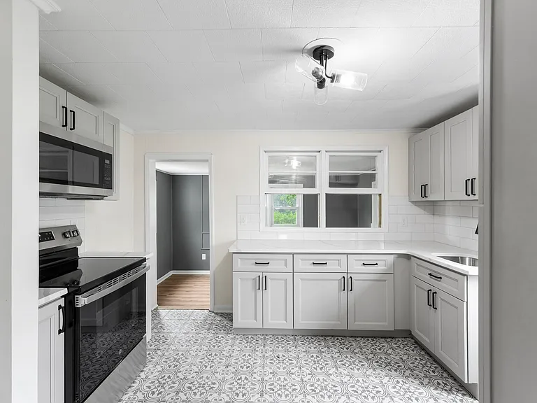 286 Ellicott Rd — Photo 5