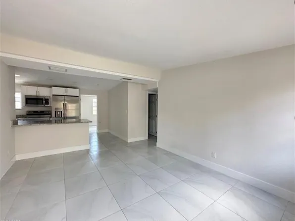 2240 Estey AVE, NAPLES, FL 34104