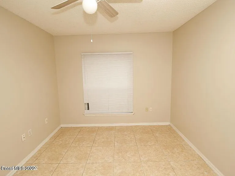 2230 Redwood Cir NE — Photo 13