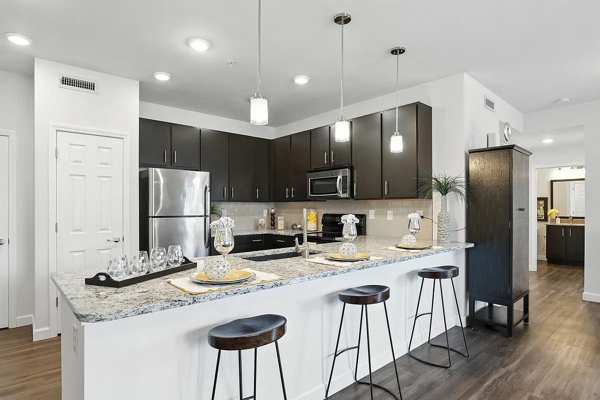 Modern Kitchens - Bramblett Hills