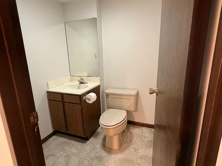 205 Hilltop Cir — Photo 19