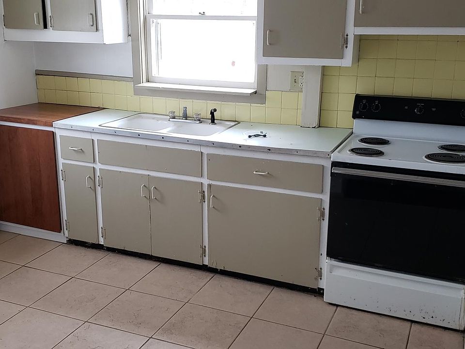 2nd image of 103 Ontario St APT 5