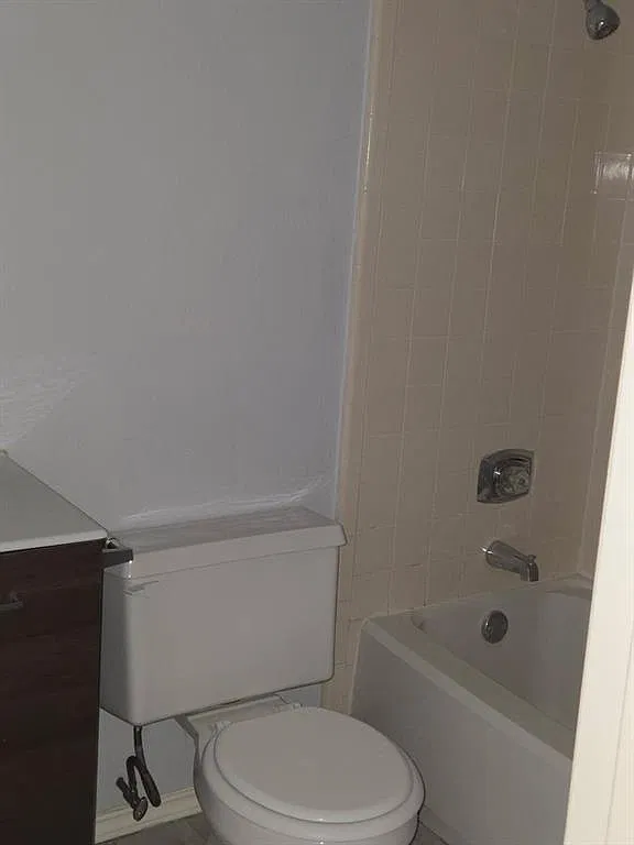 2 bed, 2.0 bath, 1000 sqft, $1,700 — Photo 4