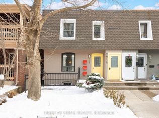 725 Indian Rd, Toronto, ON M6P 2E2