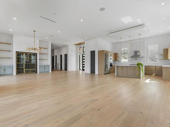 5th image of 3623 Crescent Circle