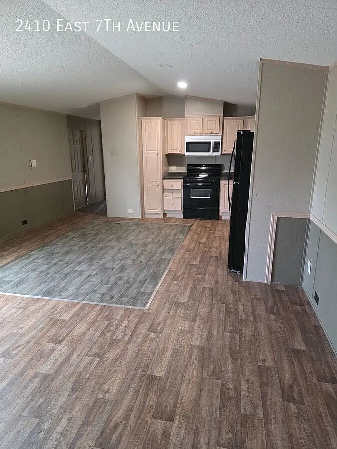 Schedule a showing today! — Photo 1