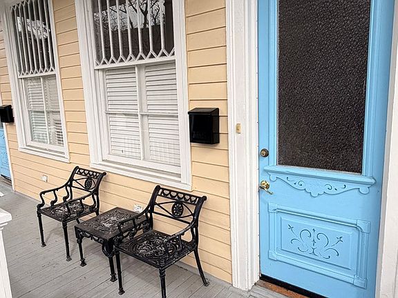 4th image of 5321-5323 Chestnut St #5321