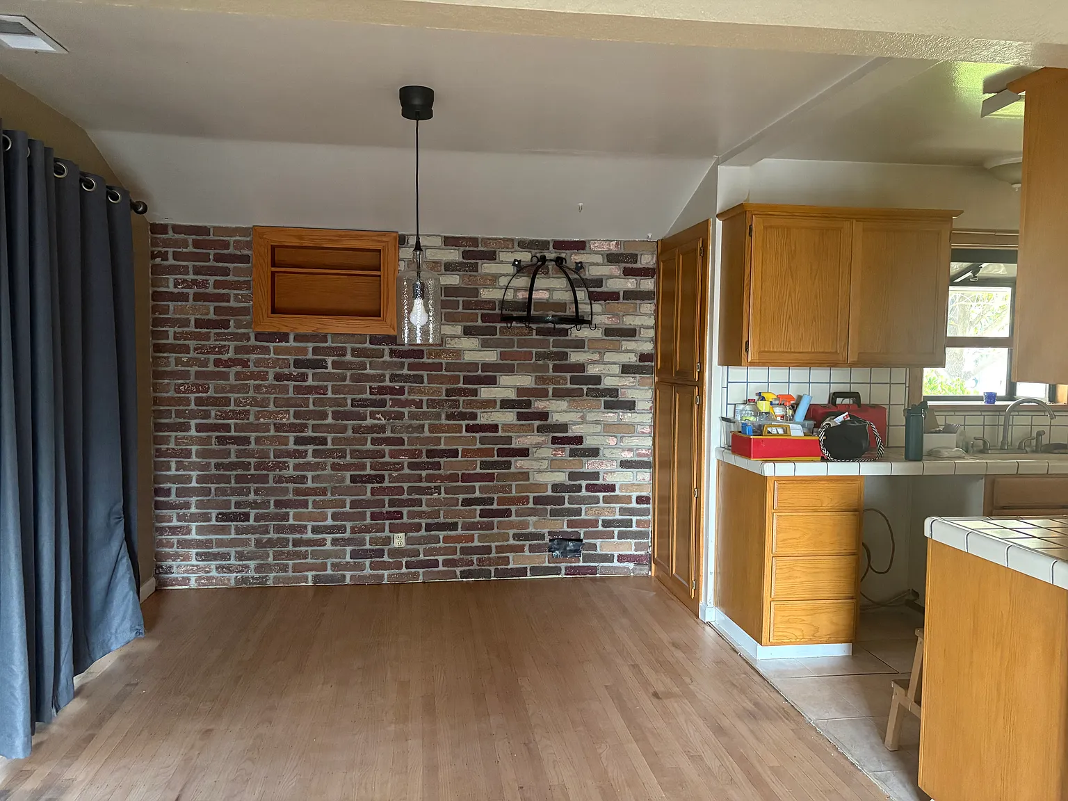 4 bed, 1443 sqft, $2,200 — Photo 2