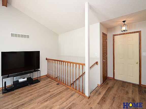 4th image of 1611 SW 13th Street Cir