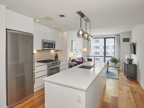3rd image of 23 W 116th St APT 7G