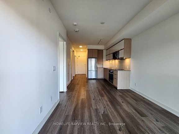 3rd image of 10 Deerlick Ct #514