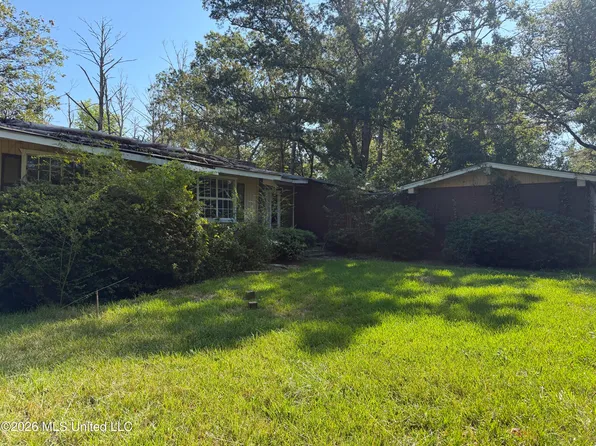 220 Shady Cir, Jackson, MS 39204