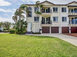 2839 NE 28th Ave, Lighthouse Pt, FL 33064