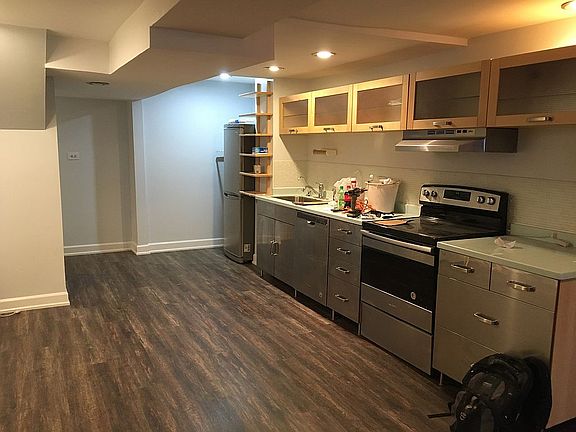 5th image of 867 N La Salle Dr Unit 1