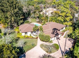 8643 NW 59th Pl, Parkland, FL 33067