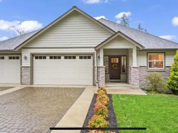 994 S 67th St, Springfield, OR 97478