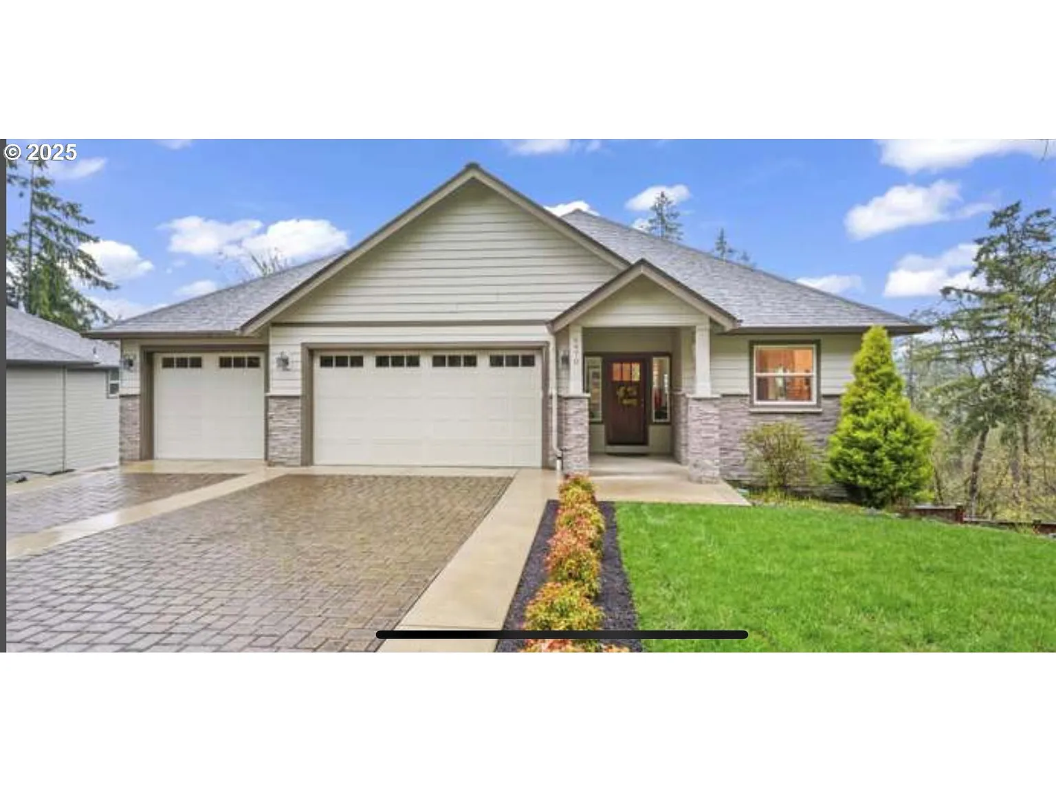 6884 Forrest Ridge Dr photo 1