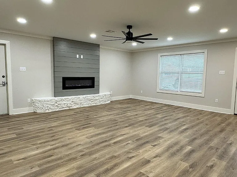 200 Wall Williams Rd — Photo 13