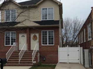 22 Hett Ave, Staten Island, NY 10306