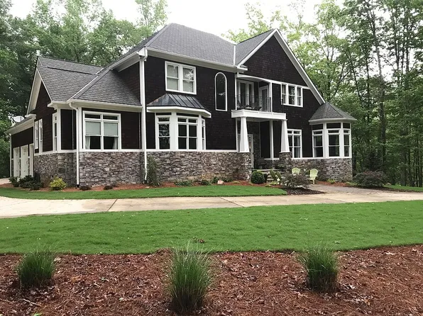 1174 Westminster Dr, Athens, GA 30607