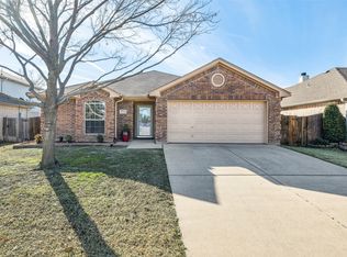 772 Bur Oak Dr, Burleson, TX 76028