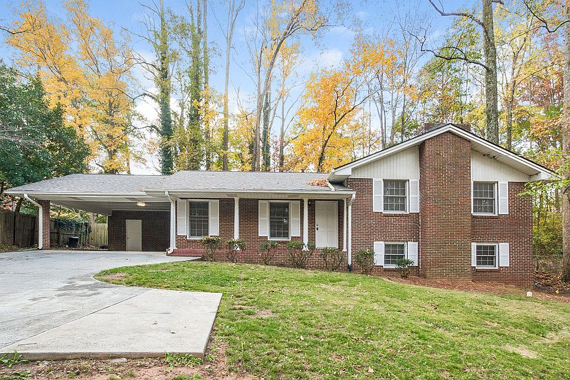 1st image of 678 Shadybrook Dr NE