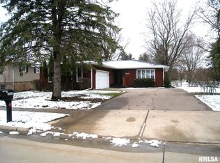 1810 86th Ave W, Rock Island, IL 61201