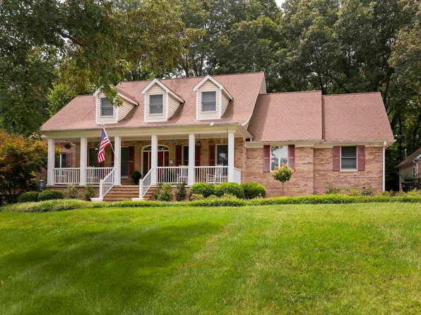 1101 Deer Ridge Pl, Carbondale, IL 62901